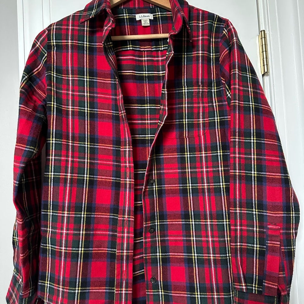 L.L.Bean Red Plaid Flannel Shirt women’s size XXS